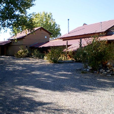 Silver River Adobe Inn Bed And Breakfast Farmington Extérieur photo