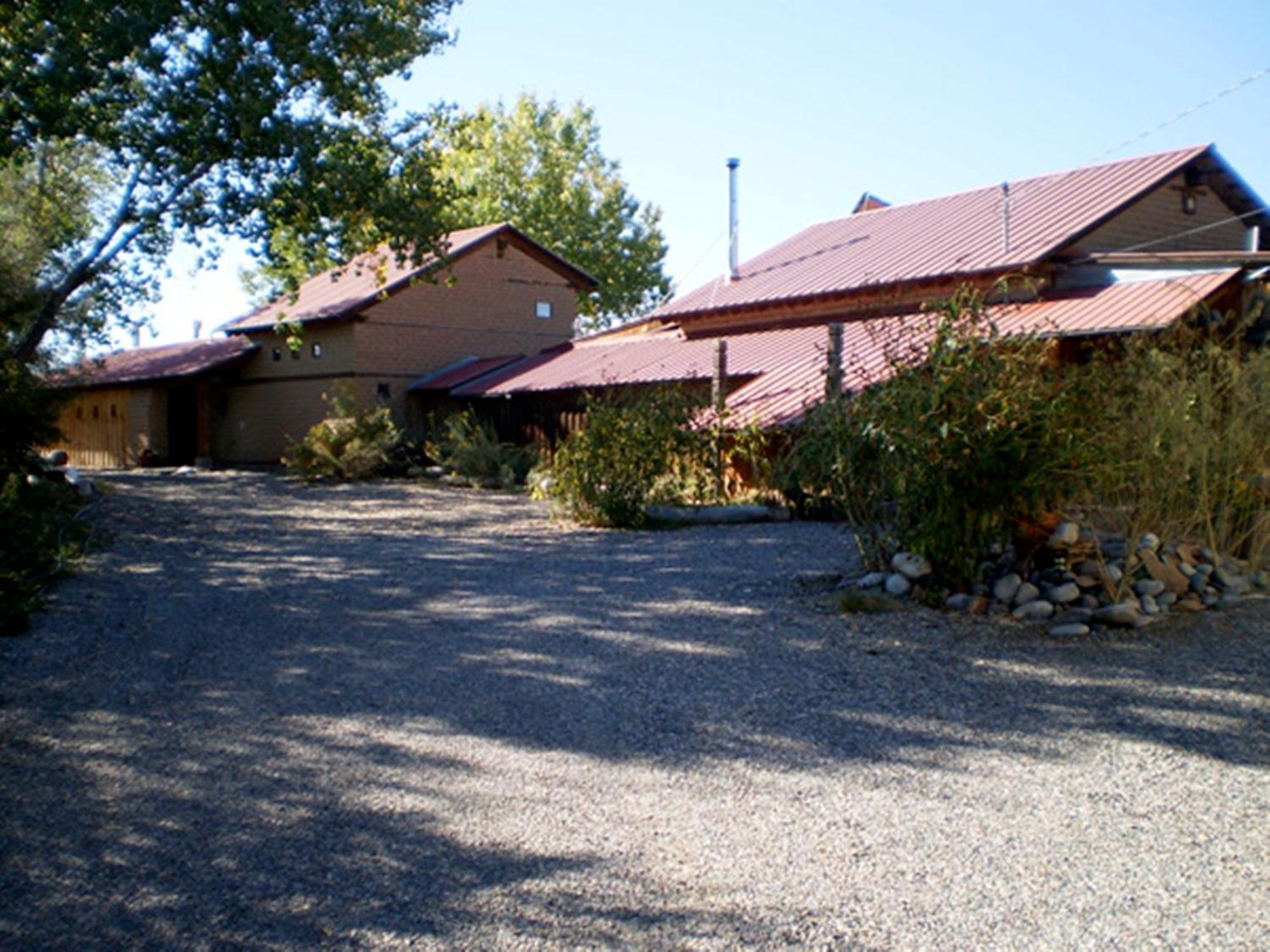 Silver River Adobe Inn Bed And Breakfast Farmington Extérieur photo